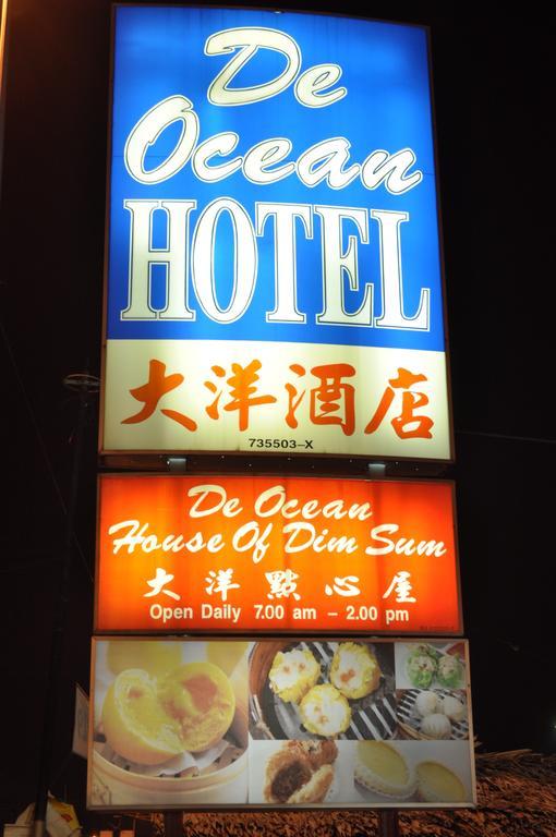 De Ocean Hotel Malacca Buitenkant foto