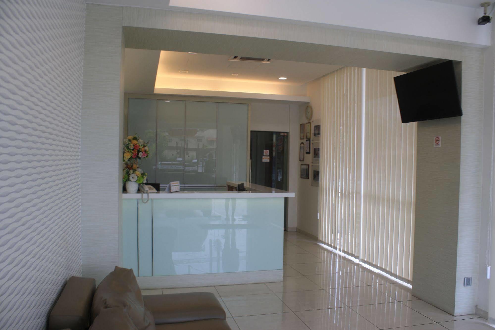 De Ocean Hotel Malacca Buitenkant foto