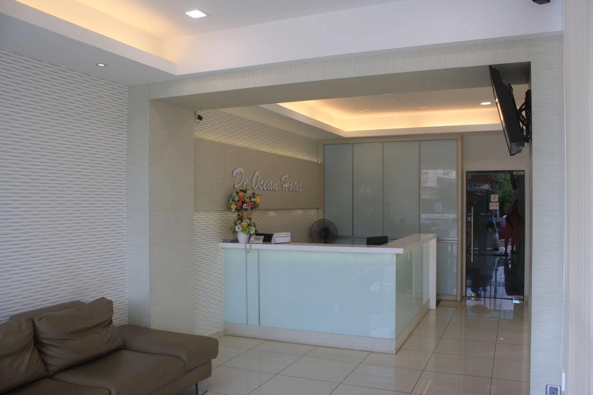 De Ocean Hotel Malacca Buitenkant foto