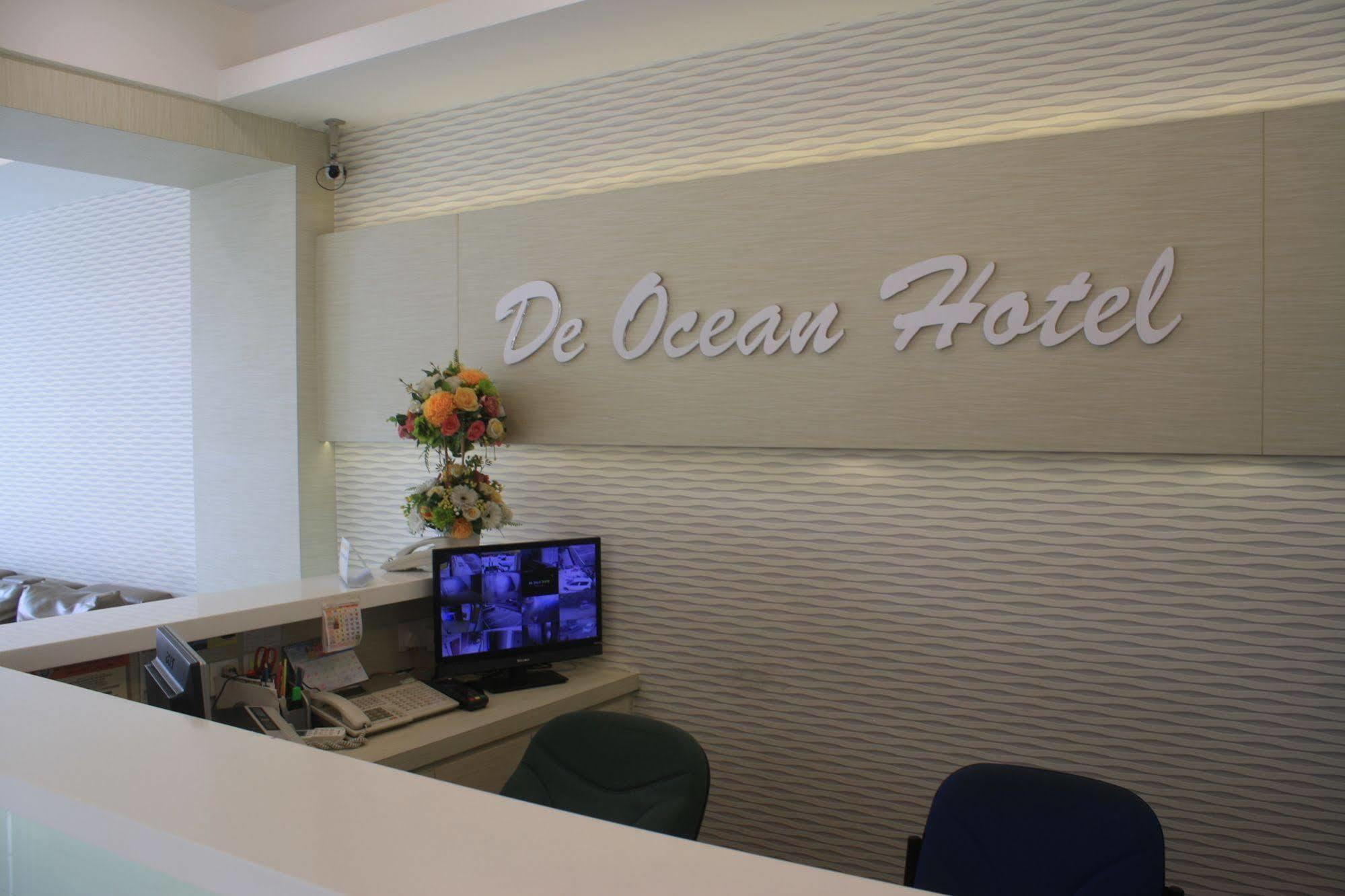 De Ocean Hotel Malacca Buitenkant foto