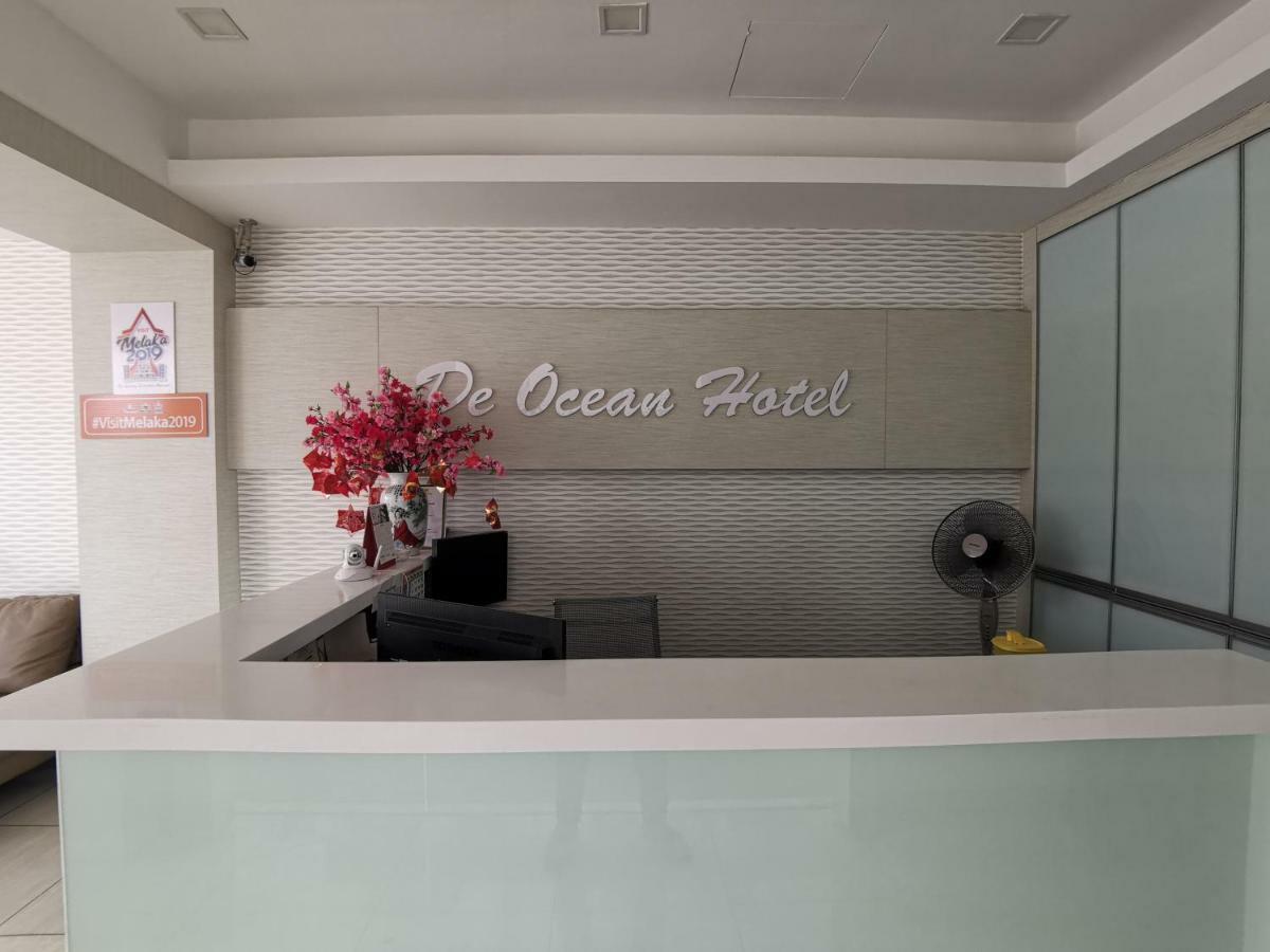 De Ocean Hotel Malacca Buitenkant foto